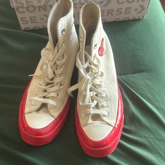 Converse x Comme des Garçons Red and Cream Sneakers - Picture 5 of 7